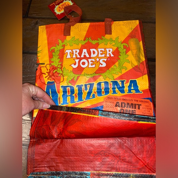 Trader Joe’s Reusable Grocery Tote Bag Arizona - Picture 5 of 8